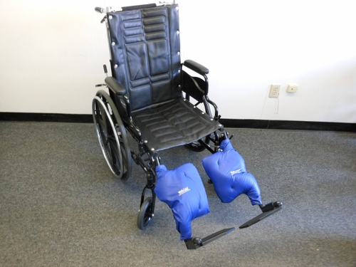 Hi-back_wheelchair_w-leg_lifts-16_to_18_seat_800x600_