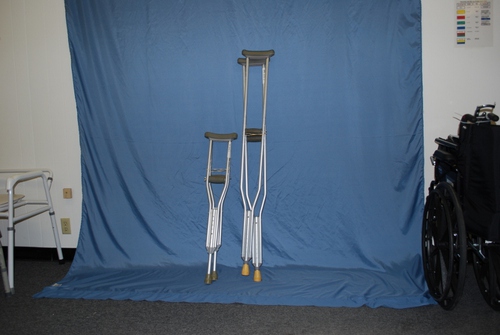 Regular_crutches_800x536_